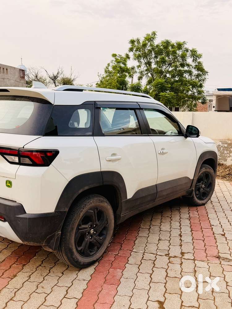 Maruti Brezza Zxi 2023