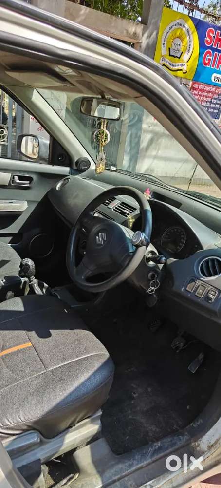 Maruti Suzuki Swift 2007 Petrol Manual