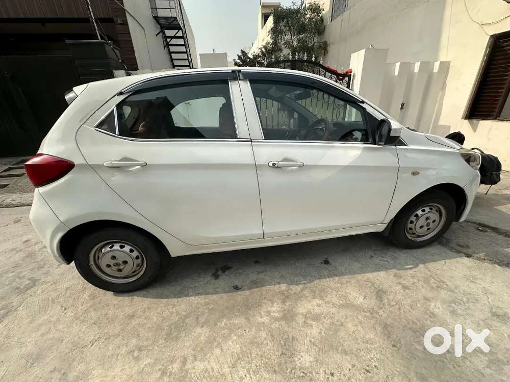 Tata Tiago 2017 Petrol Well Maintained Urgent Sale