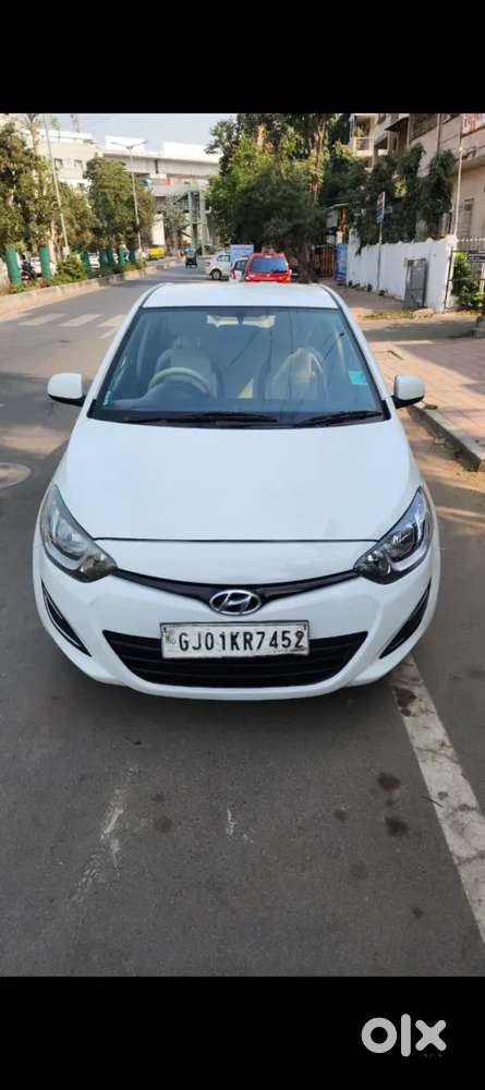 Hyundai I20 Magna, 2012, Petrol