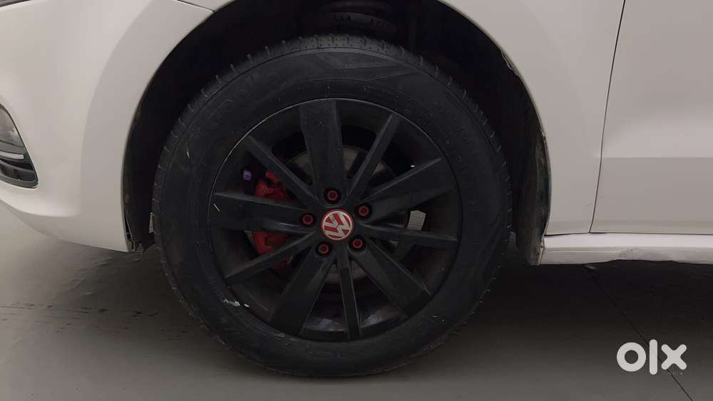 Volkswagen Polo 2009-2013 Petrol Highline 1.2l, 2015, Petrol