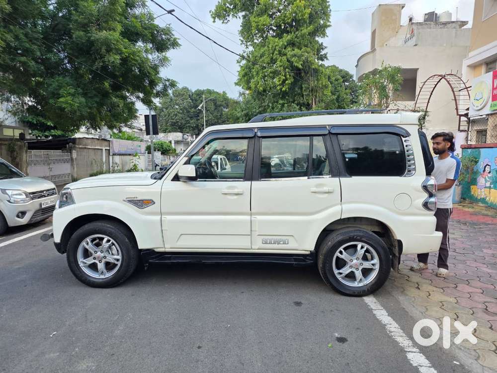 Mahindra Scorpio S10 4wd, 2016, Diesel