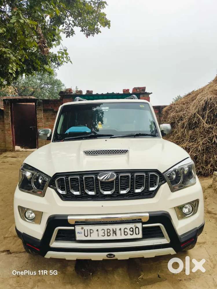 Buy Vehicle Mahindra