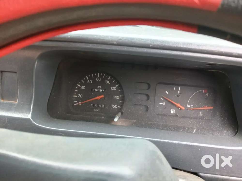 Toyota Qualis 2001 Diesel 180000 Km Driven