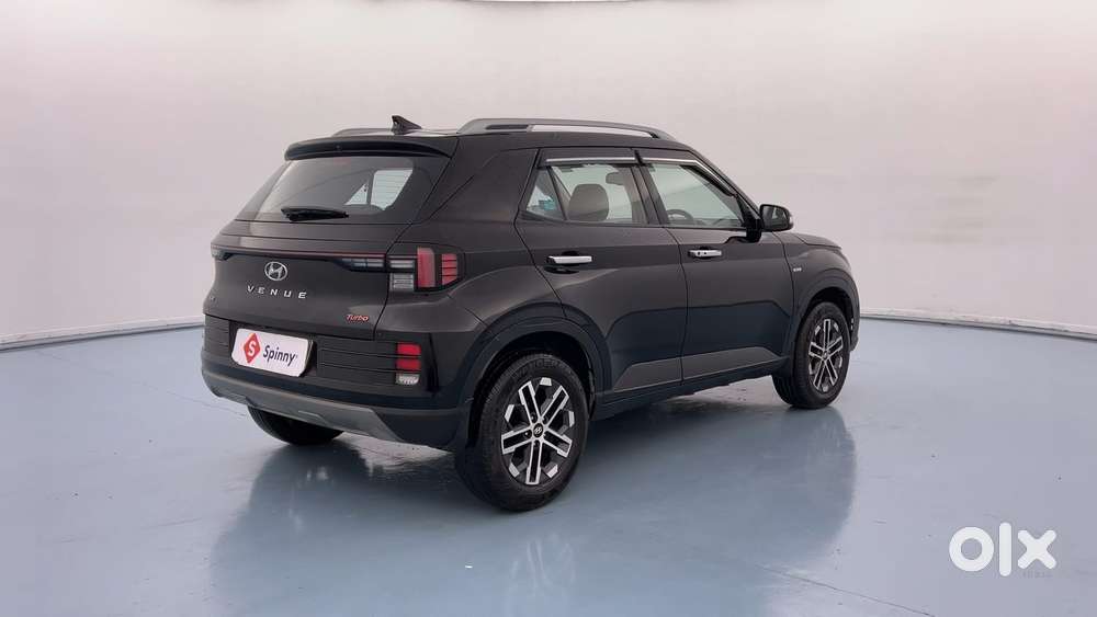 Hyundai Venue 1.0 Sx (o) Turbo Dct, 2023, Petrol