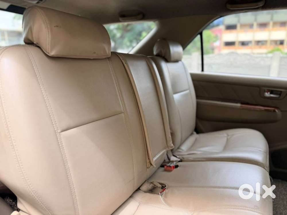 Toyota Fortuner 4x4 At, 2010, Diesel