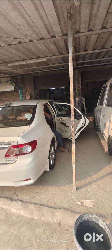 Toyota Corolla Altis 2011 Diesel Well Maintained