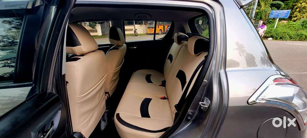 Maruti Suzuki Swift Vxi Optional, 2017, Petrol