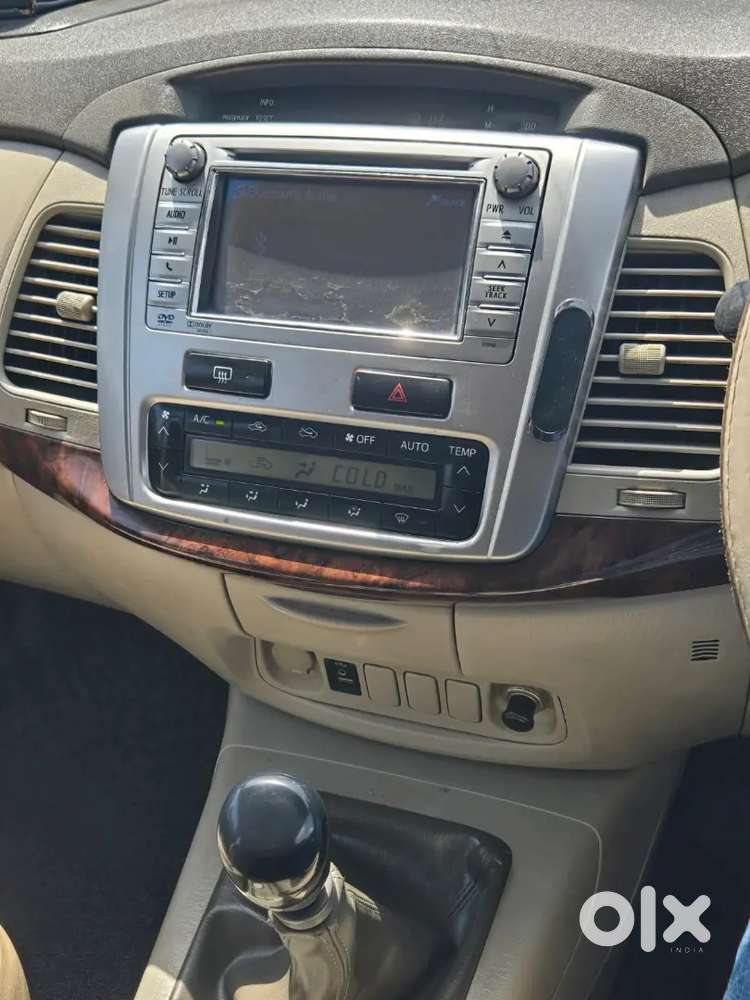 Toyota Innova 2013 Diesel Well Maintained