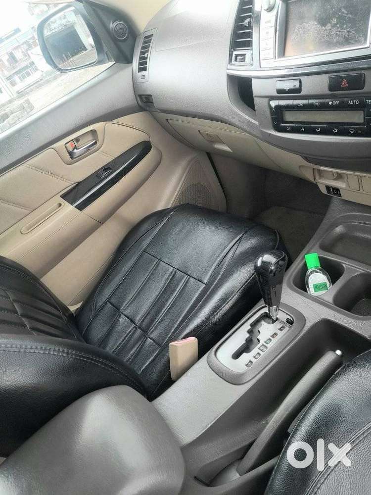 Toyota Fortuner 3.0 4x2 Automatic, 2012, Diesel