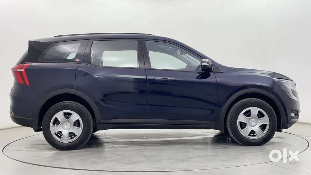 Mahindra Xuv700 2.2 Ax 3 Diesel Mt 5 Str, 2022, Diesel