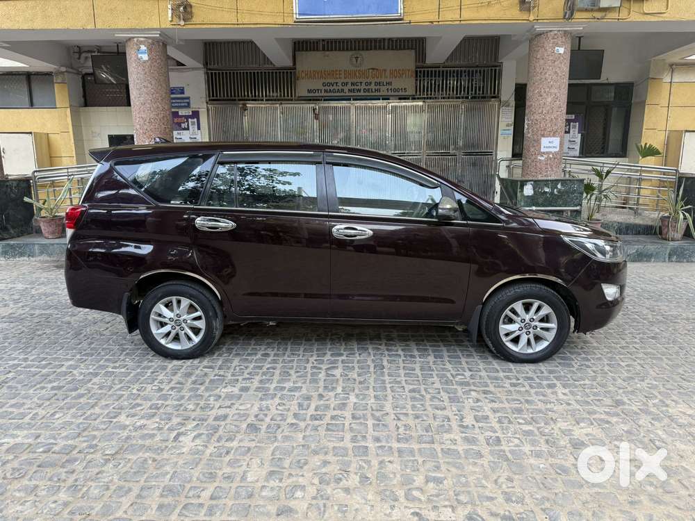 Toyota Innova Crysta 2.4 G Mt 7 Str, 2018, Diesel