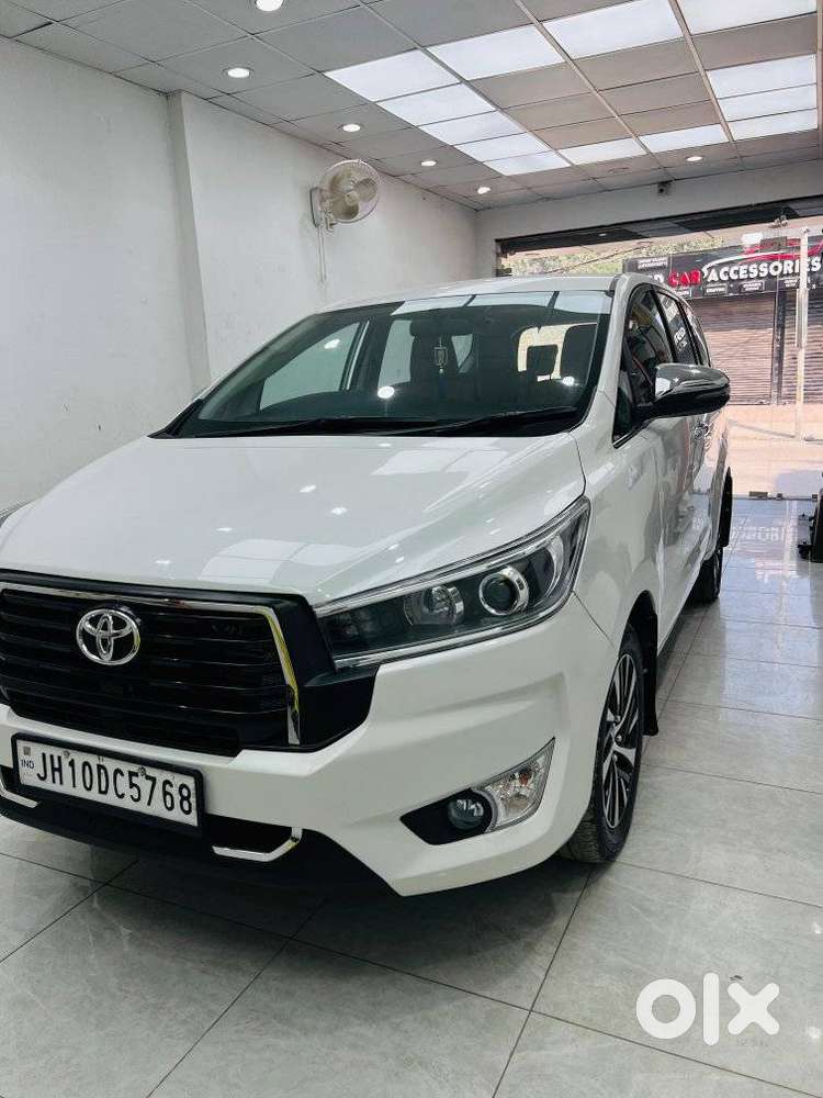 Toyota Innova Crysta 2.4 Z 7 Str, 2025, Diesel