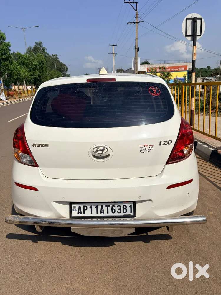 Hyundai I20 1.4 Sportz 2014