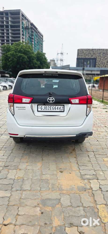 Toyota Innova Crysta 2.4 Gx Mt 8s, 2024, Diesel