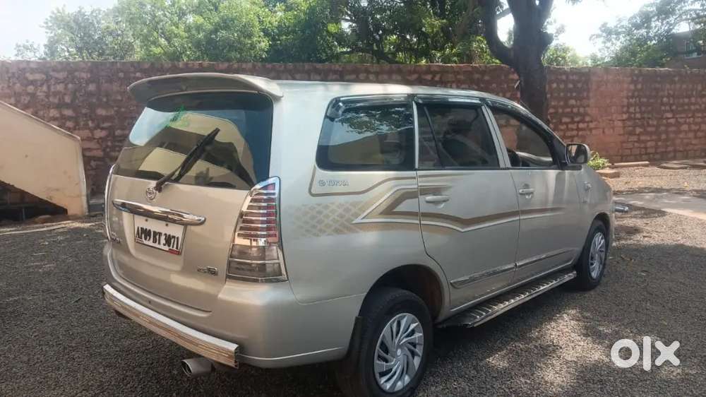Toyota Innova 2009