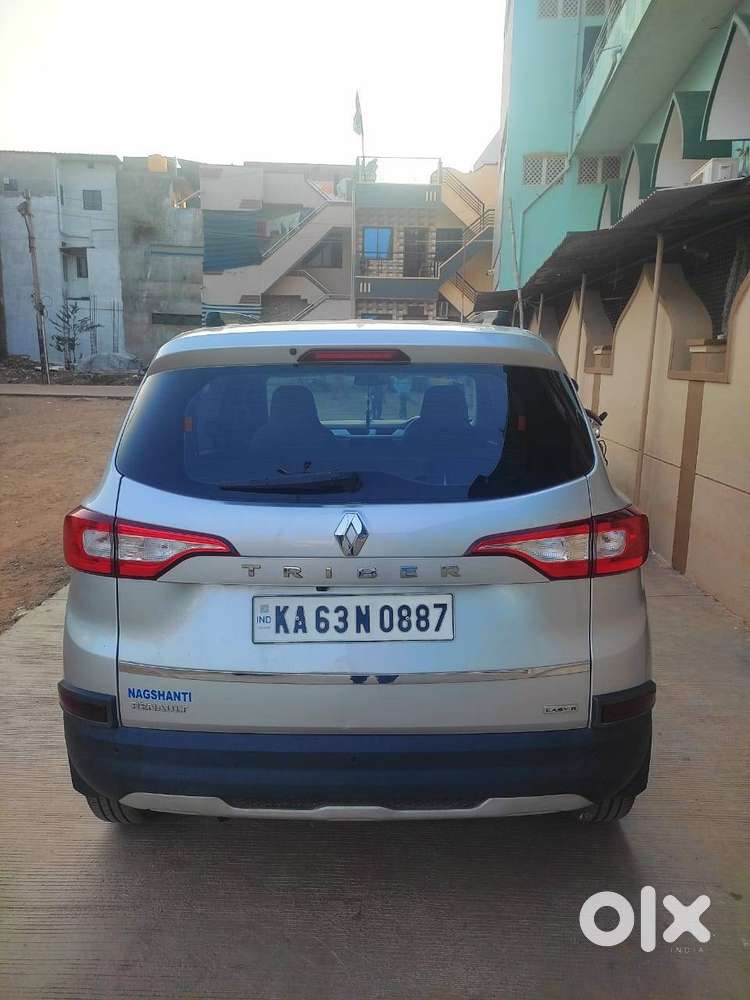 Renault Triber Rxz Amt
