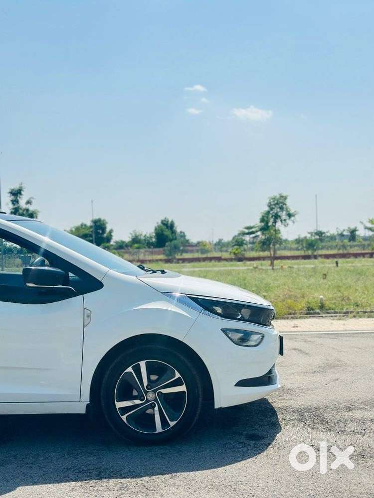 Tata Altroz 1.2 Xz (o), 2020, Petrol