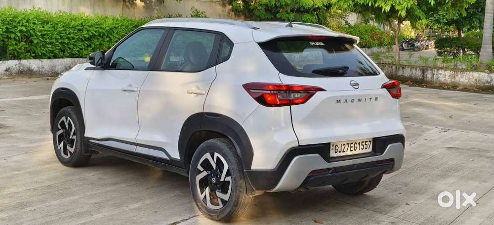 Nissan Magnite 1.0 Xv Executive, 2023, Cng & Hybrids