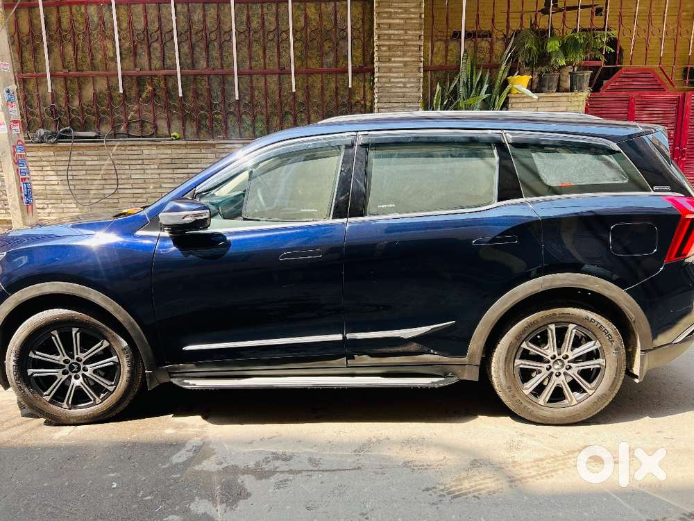 Xuv700 Midnight Black Beauty