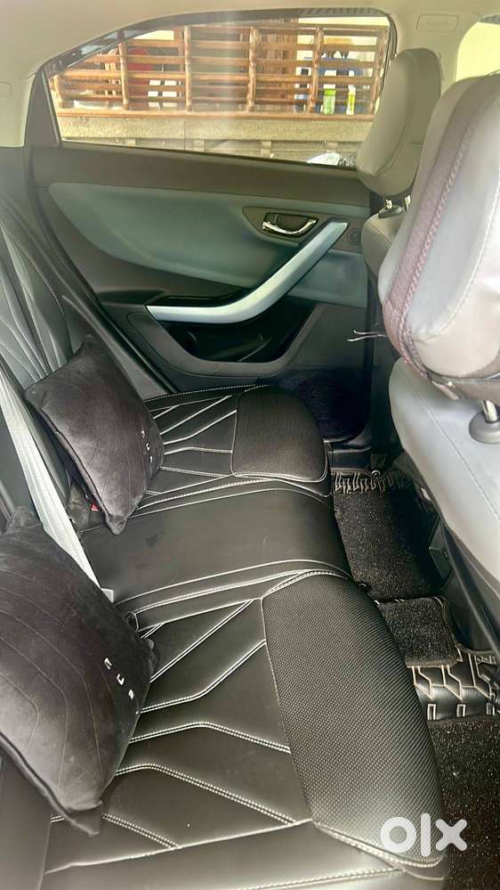 Tata Curvv 2025 Petrol Well Maintained
