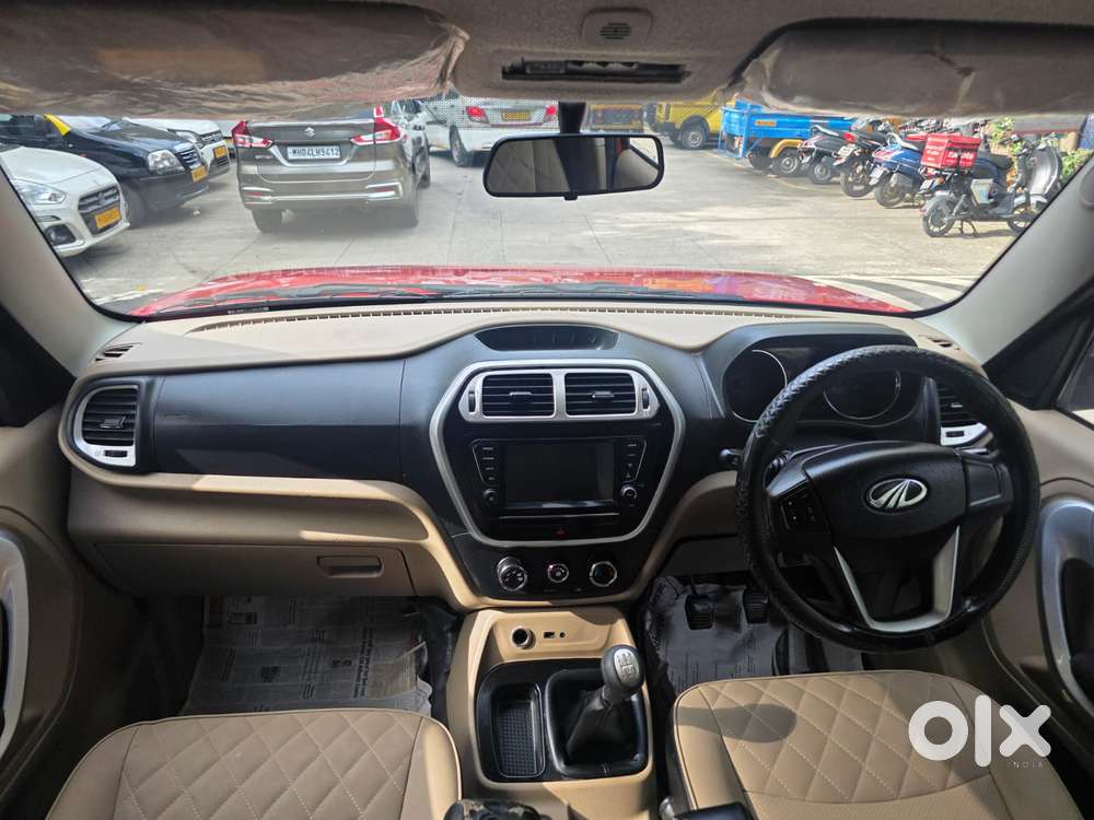 Mahindra Tuv 300 T10 Dual Tone, 2018, Diesel