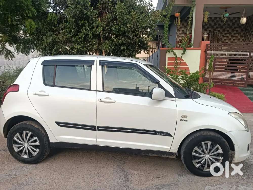 Maruti Suzuki Swift 2010