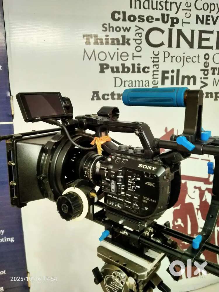 Sony FS5 Cine Camera with lense kit