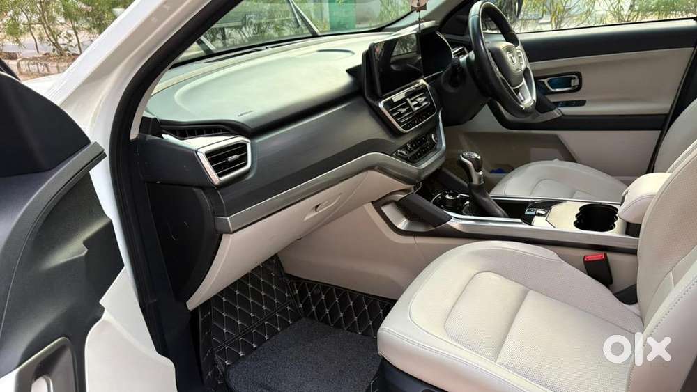 Brand New Condition, Top Model, Only 12800 Km Running,