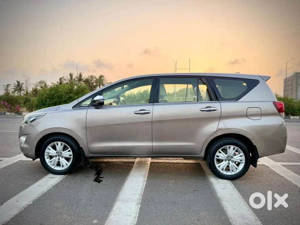 Toyota Innova Crysta 2.8 Zx At 7 Seater, 2019, Diesel