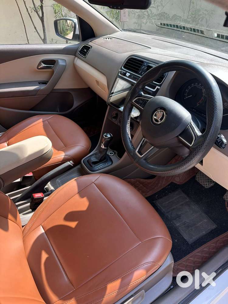 Skoda Rapid 2013-2016 1.5 Tdi At Ambition With Alloy Wheel, 2015, Di..