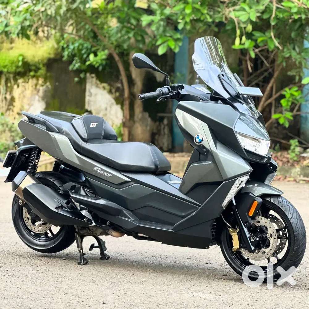 Few months old BMW C400 GT ABS Motorcycles 1824244666