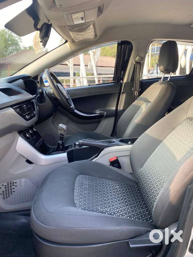 Tata Nexon 1.2 Revotron Xm, 2018, Petrol