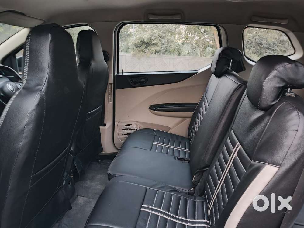 Renault Triber Rxt, 2023, Petrol