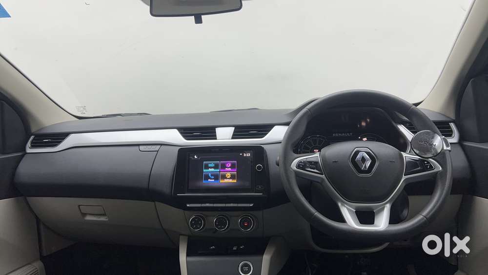 Renault Triber Rxz, 2022, Petrol