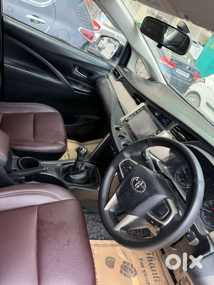 2023 Toyota Innova Crysta