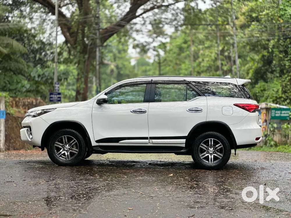 Toyota Fortuner 2020 Diesel Automatic 4x2 – Well Maintained