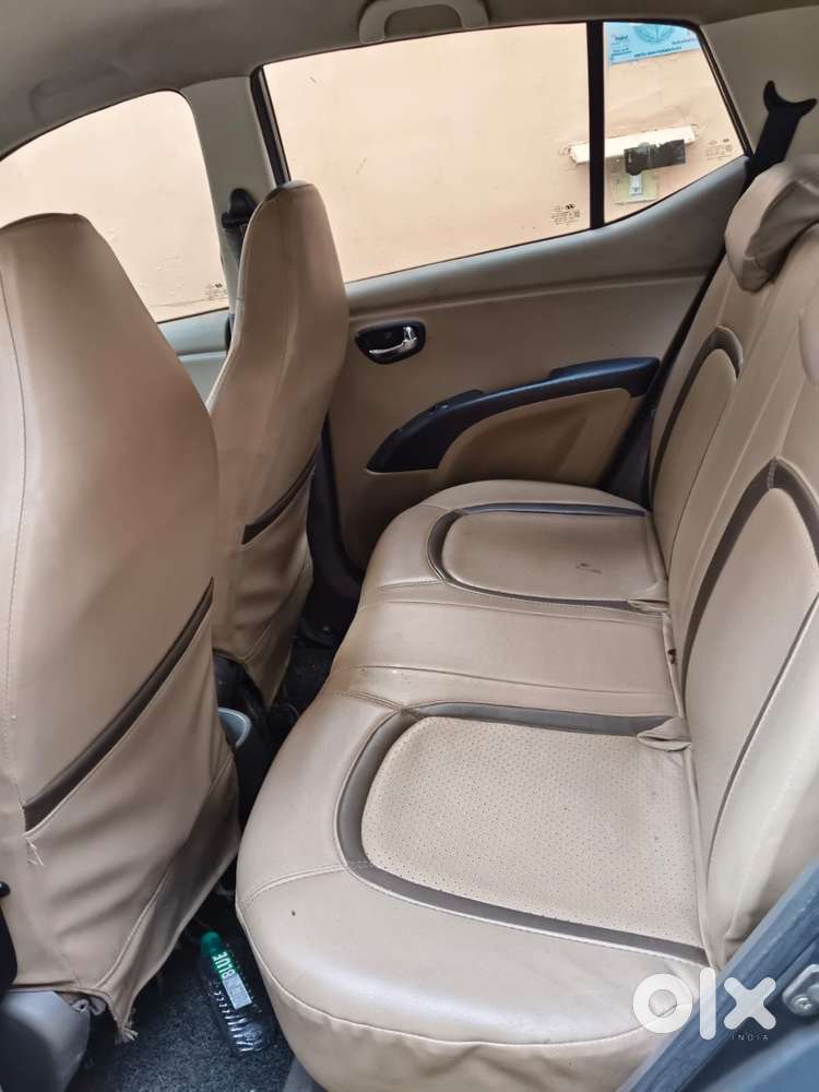 Hyundai I10 Sportz 2012