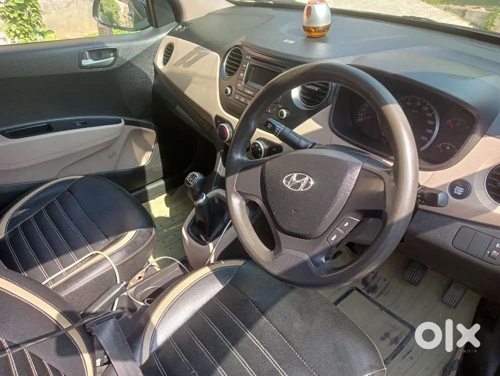 Hyundai I10 Grand Sports Blue Colour