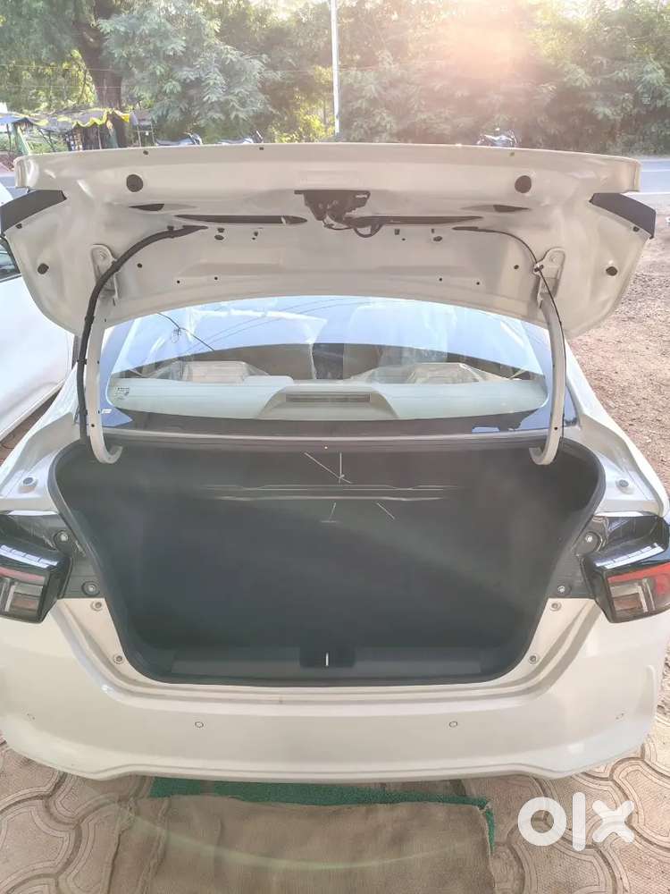 Maruti Suzuki Dzire 2026 Lxi