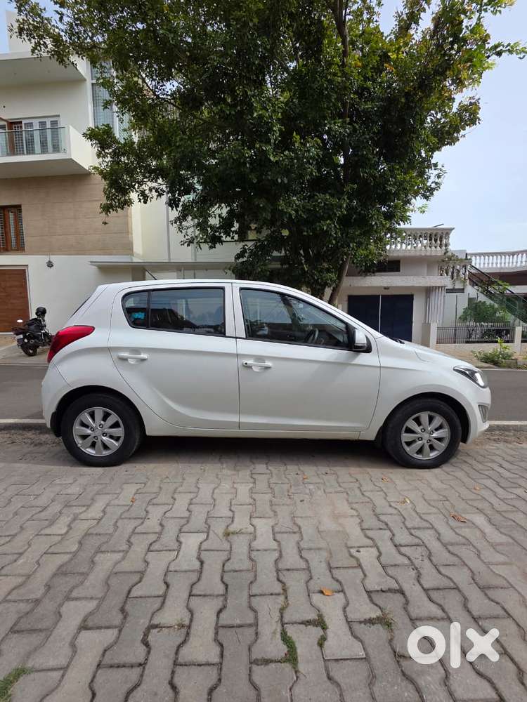 Hyundai I20 Sportz 1.4 Crdi, 2013, Diesel