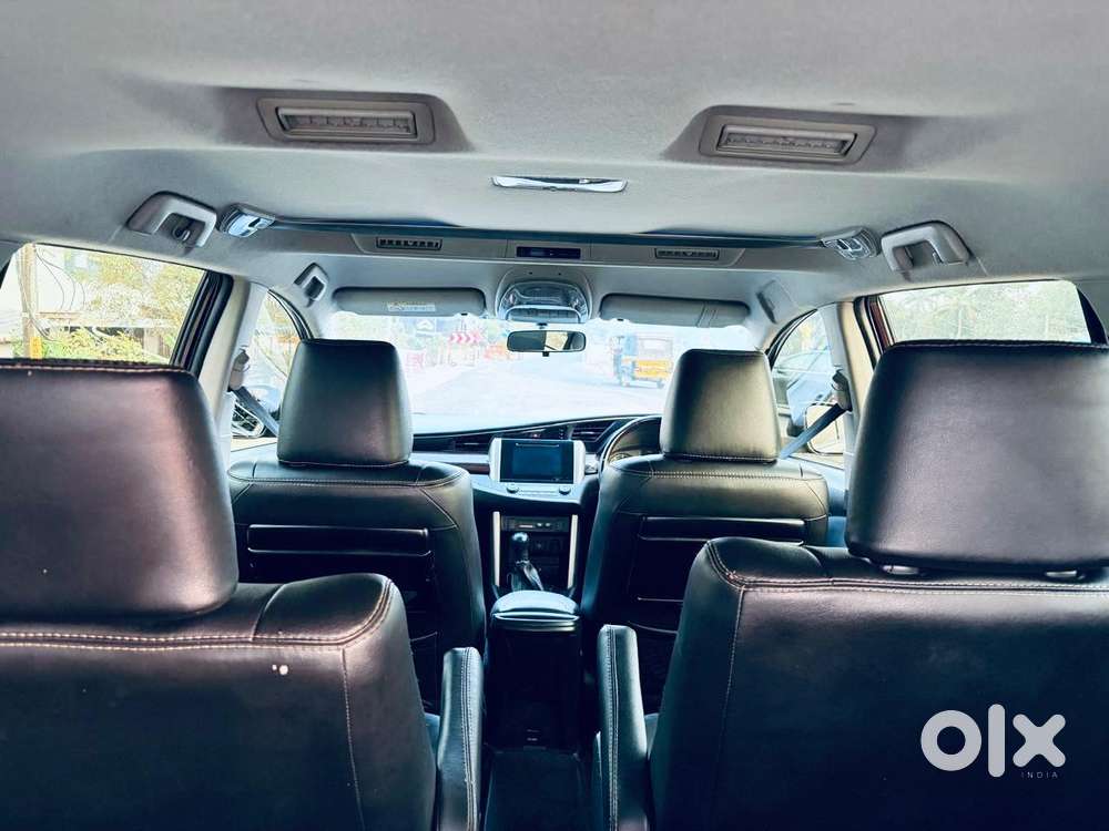 Toyota Innova Crysta 2.4 Vx Mt, 2019, Diesel