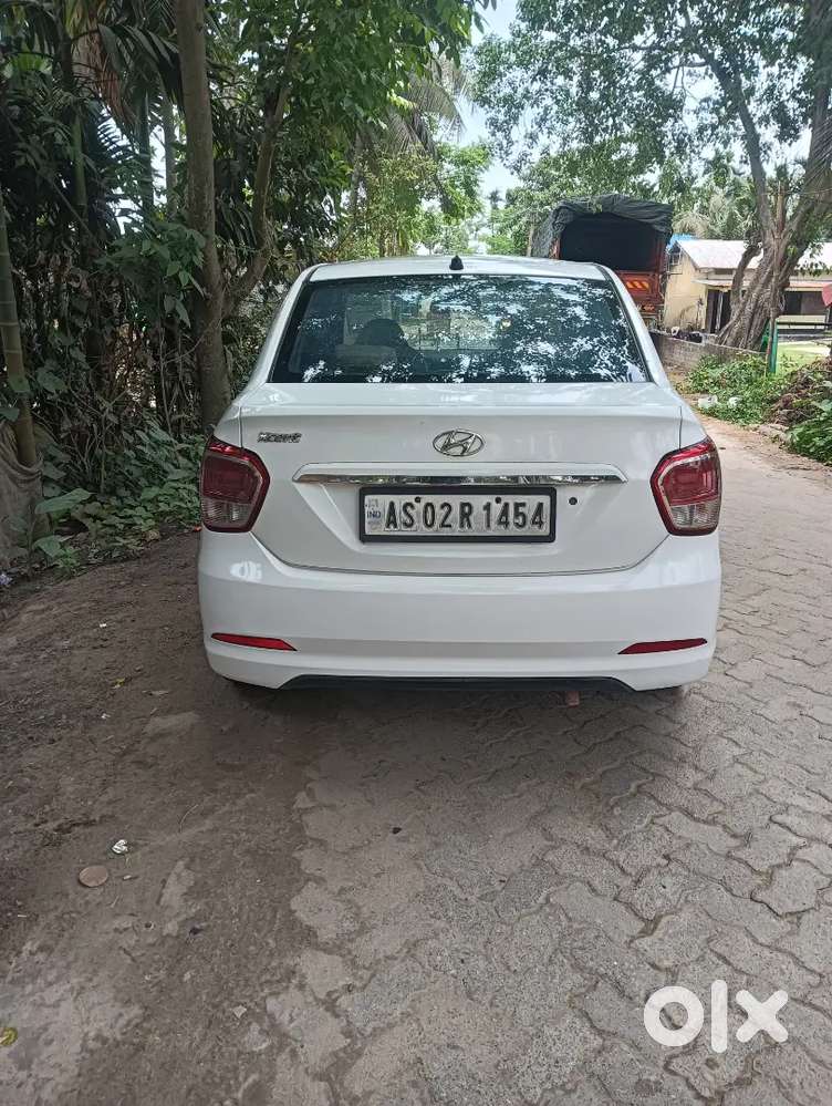 Hyundai Xcent 2016 Petrol 61000 Km Driven