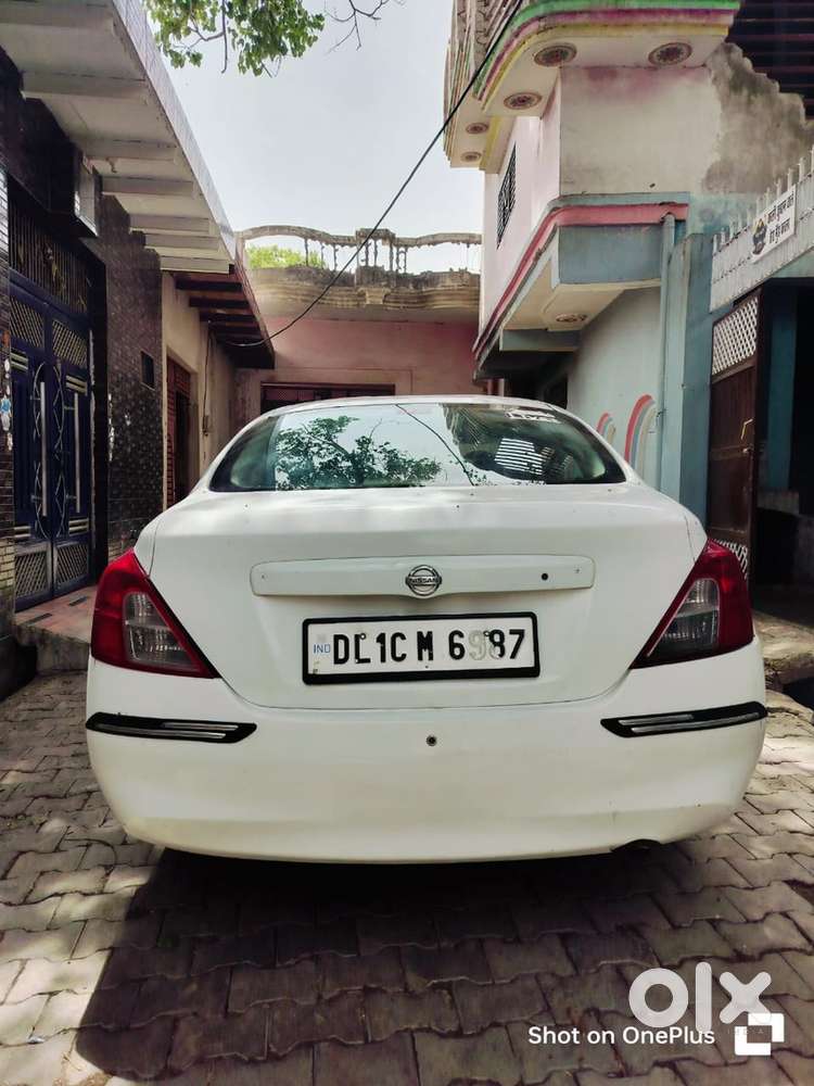 Nissan Car 2012 Model
