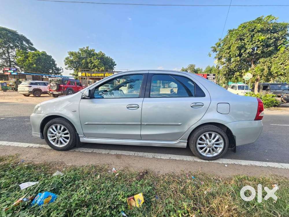 Toyota Etios G, 2011, Cng & Hybrids