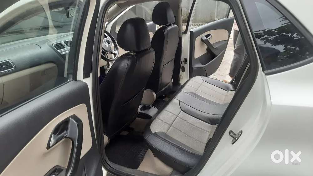 Polo  Full Option Middle   2 Key  New Insurance