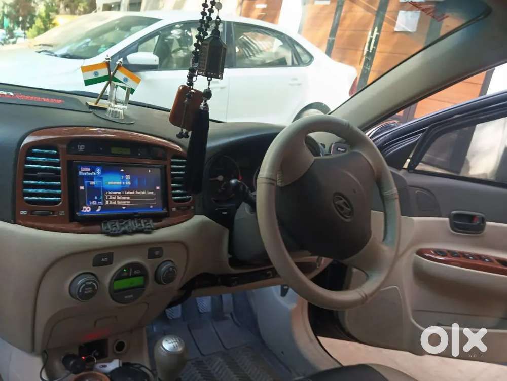 Hyundai Verna CRDi 2007 Manual