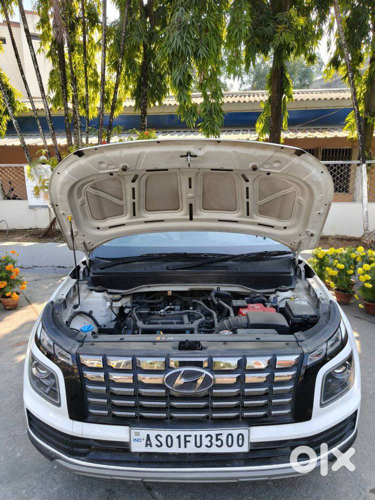 Hyundai Venue Sx Mt, 2023, Petrol