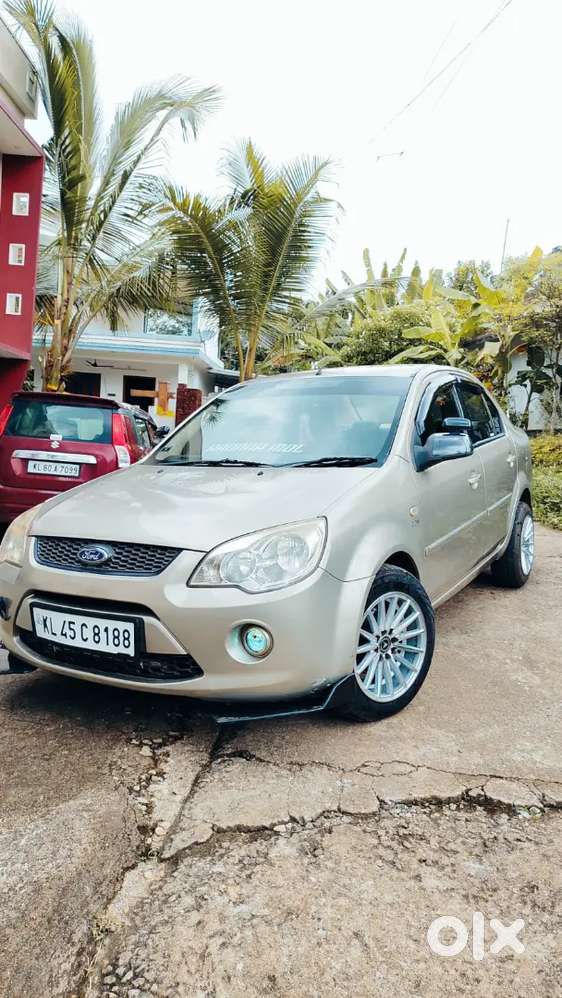 Ford Fiesta 2009 Petrol 152300 Km Driven