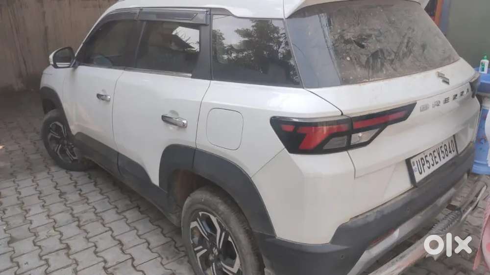 Maruti Suzuki Brezza Lxi Dec 2023 Petrol Good Condition